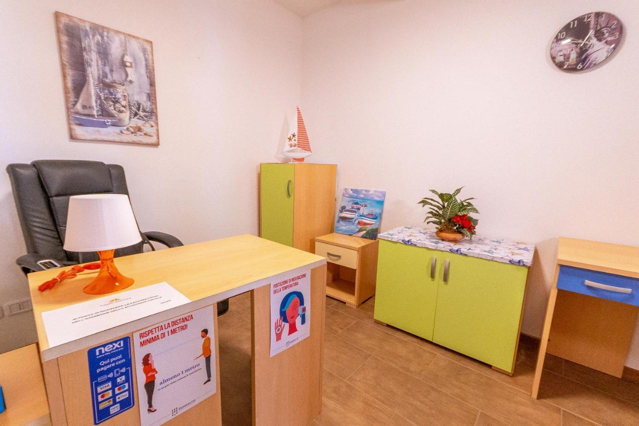 Residence Palazzo Sayonara Торторето Экстерьер фото