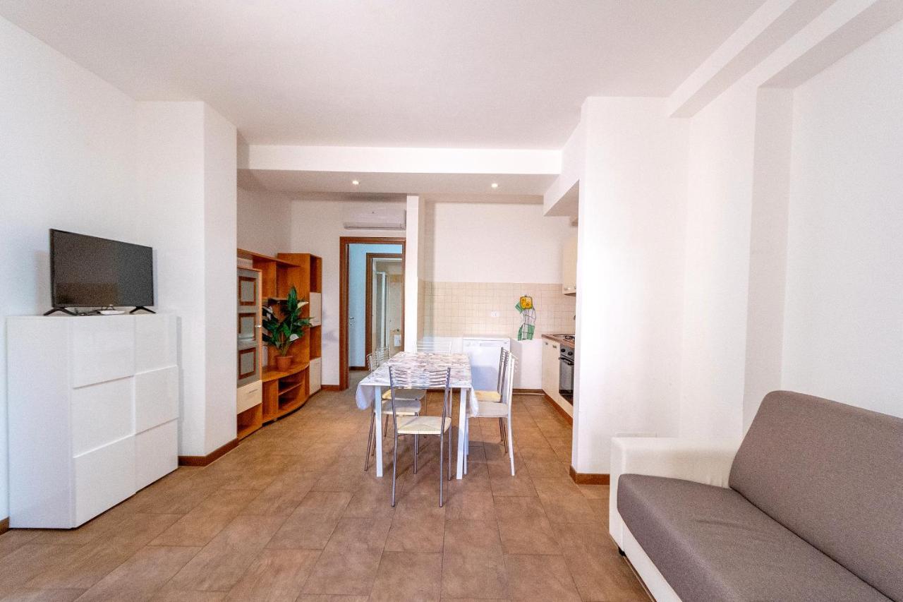 Residence Palazzo Sayonara Торторето Экстерьер фото