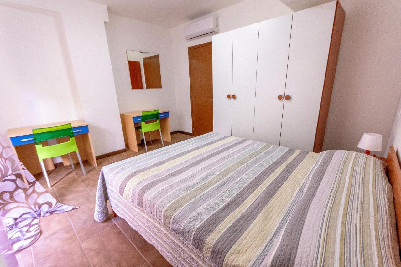 Residence Palazzo Sayonara Торторето Экстерьер фото
