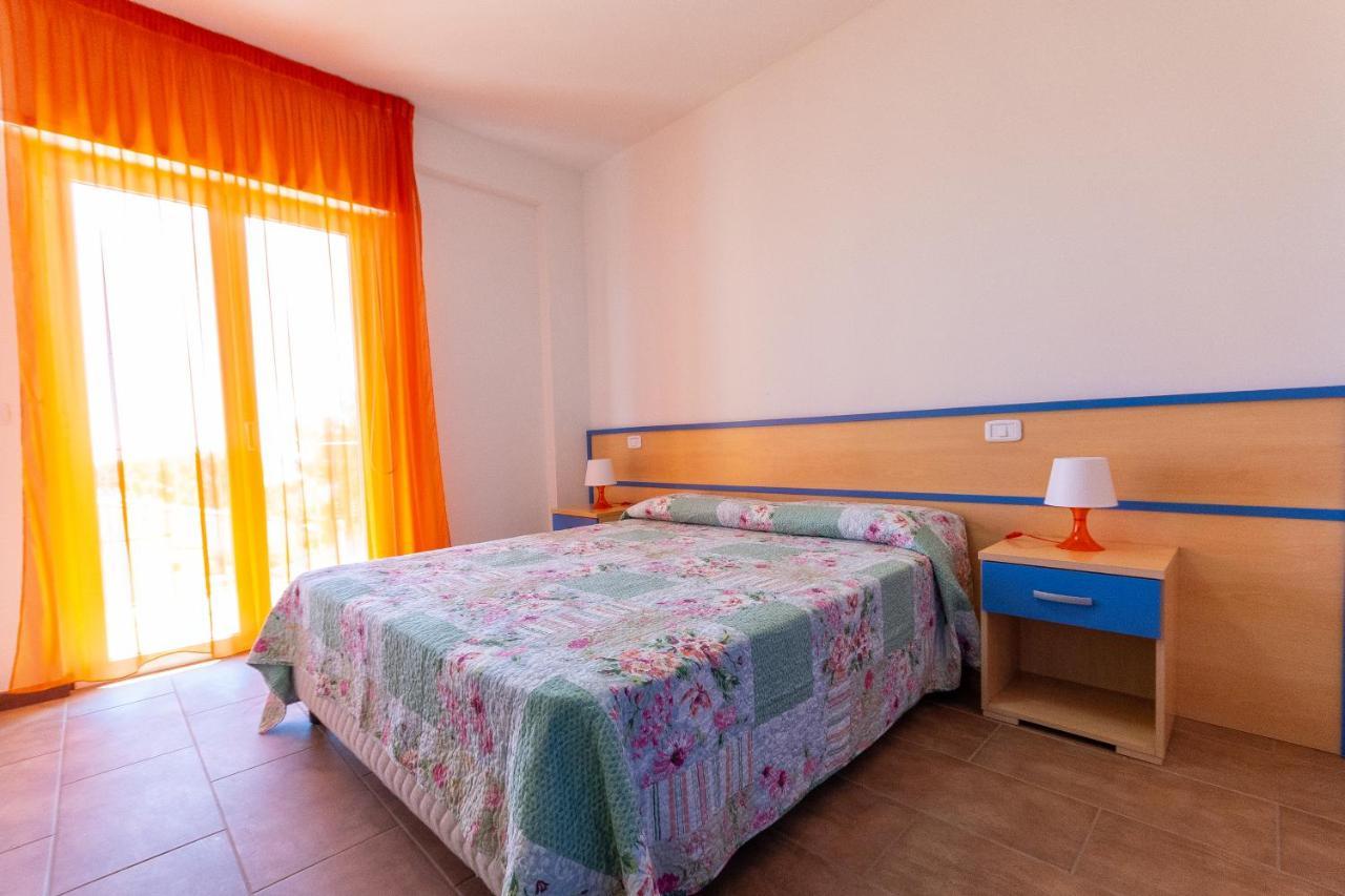 Residence Palazzo Sayonara Торторето Экстерьер фото