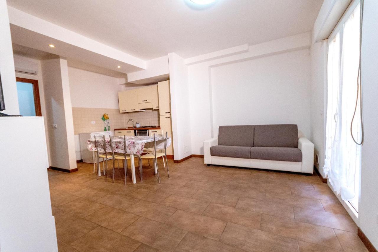 Residence Palazzo Sayonara Торторето Экстерьер фото