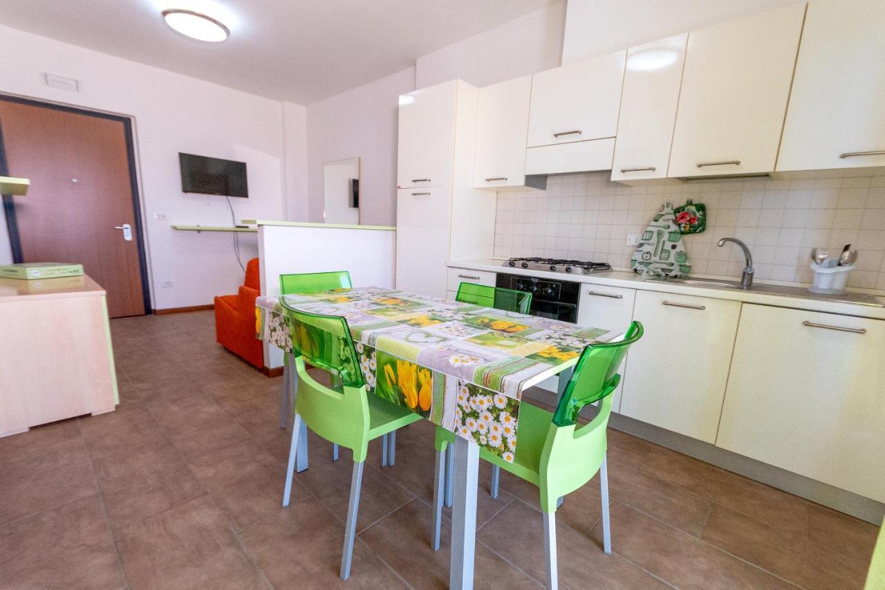 Residence Palazzo Sayonara Торторето Экстерьер фото