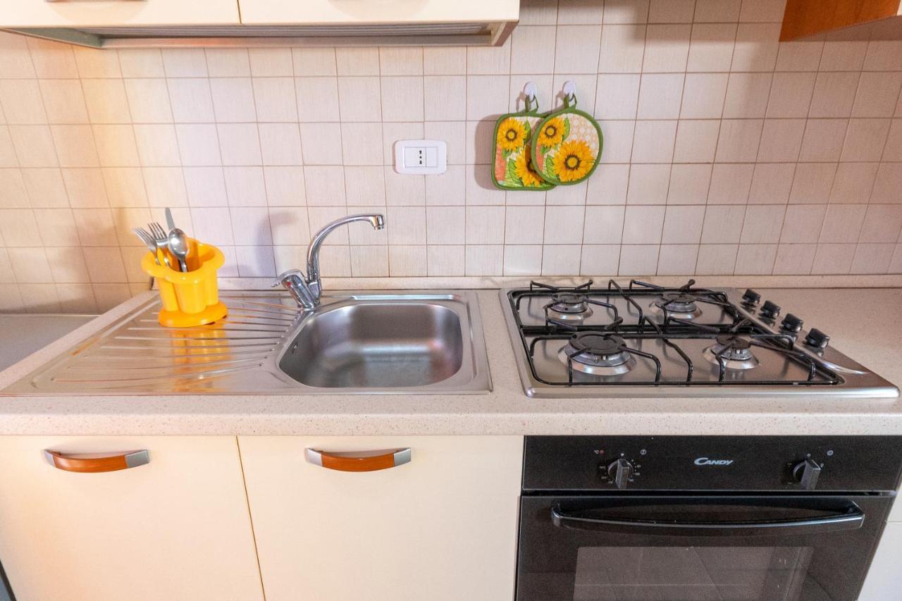 Residence Palazzo Sayonara Торторето Экстерьер фото