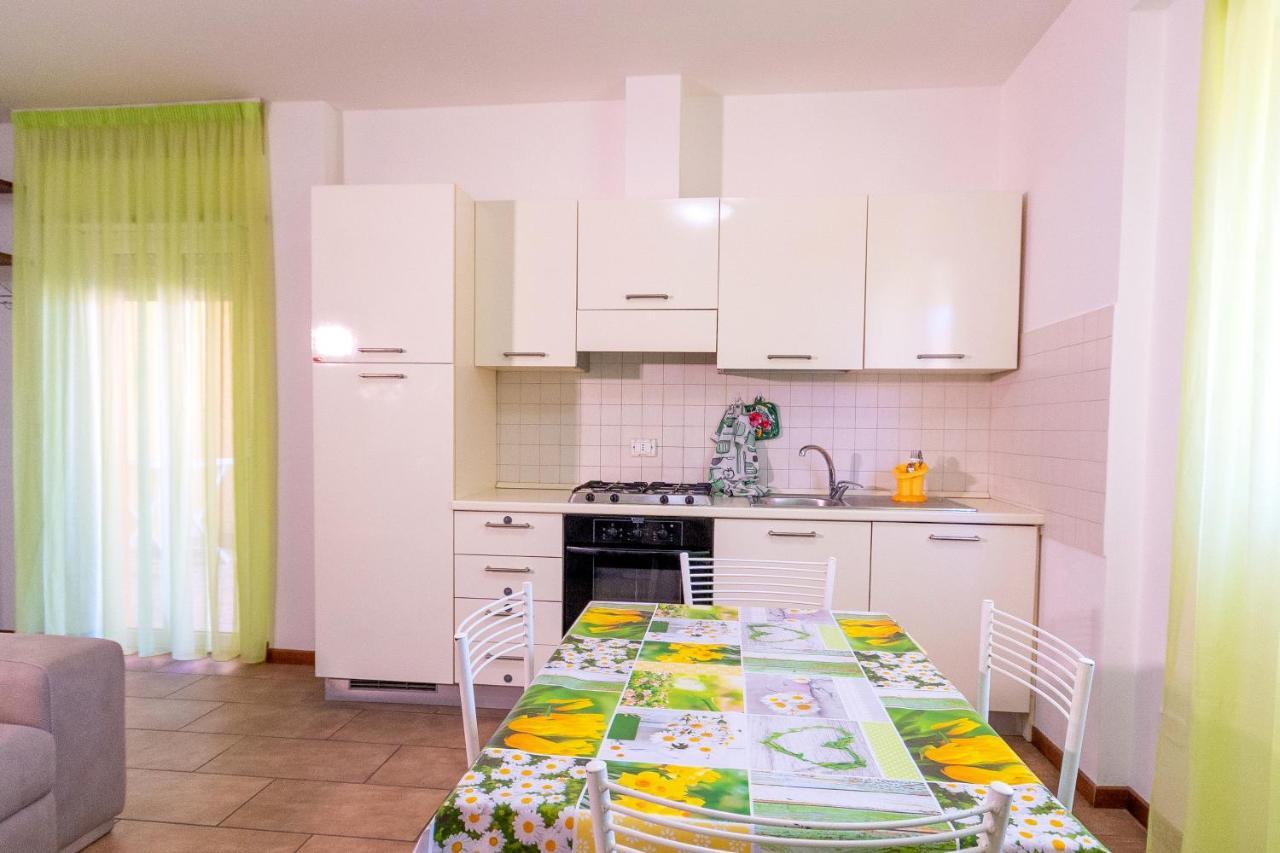 Residence Palazzo Sayonara Торторето Экстерьер фото