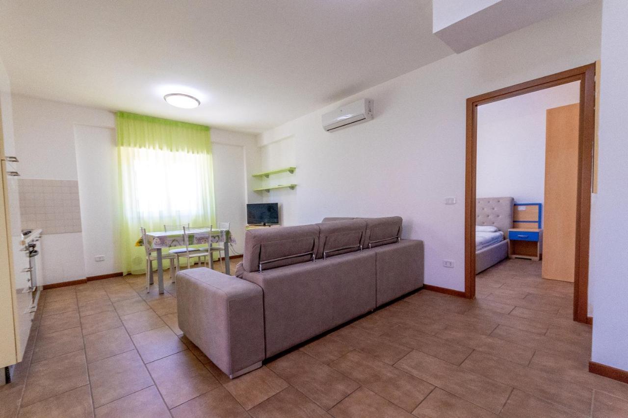 Residence Palazzo Sayonara Торторето Экстерьер фото
