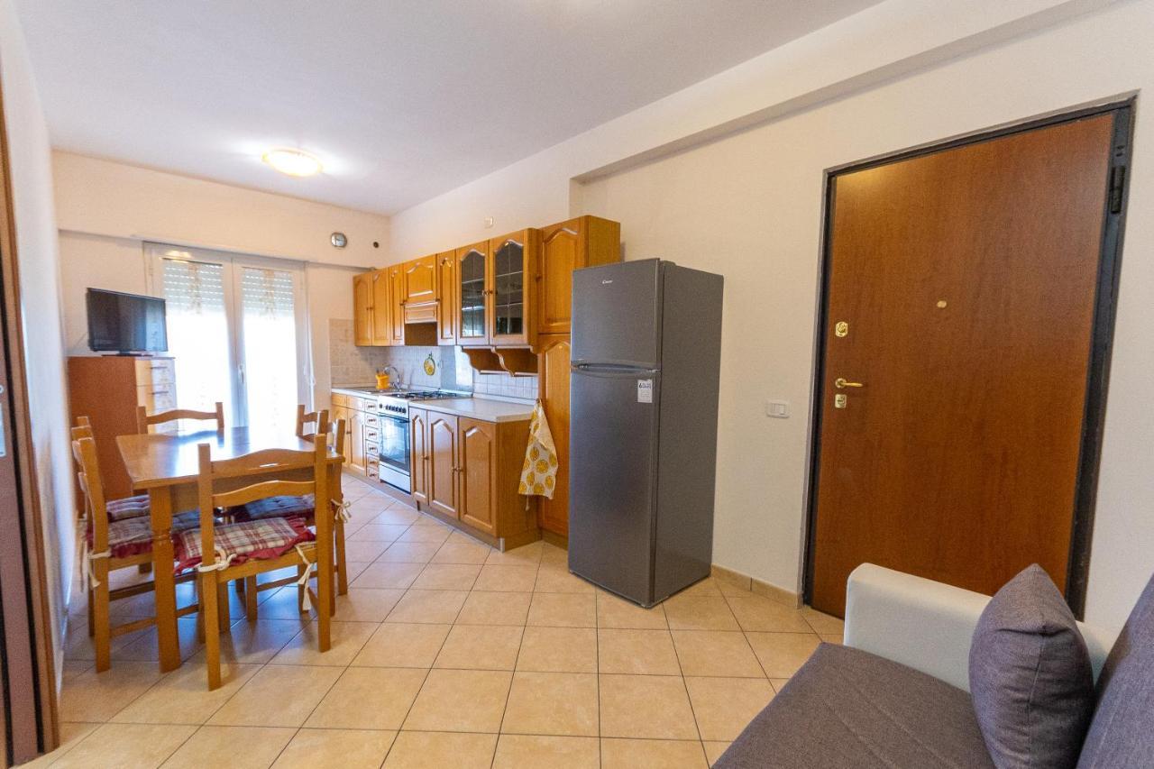 Residence Palazzo Sayonara Торторето Экстерьер фото