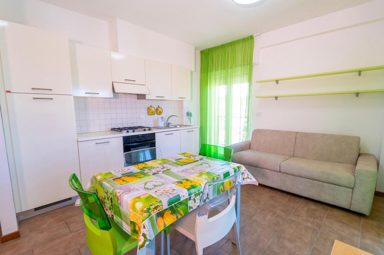 Residence Palazzo Sayonara Торторето Экстерьер фото