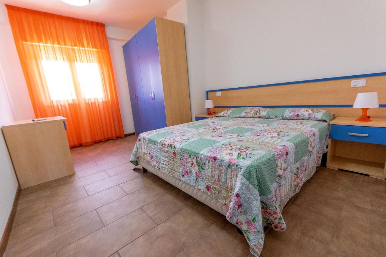 Residence Palazzo Sayonara Торторето Экстерьер фото