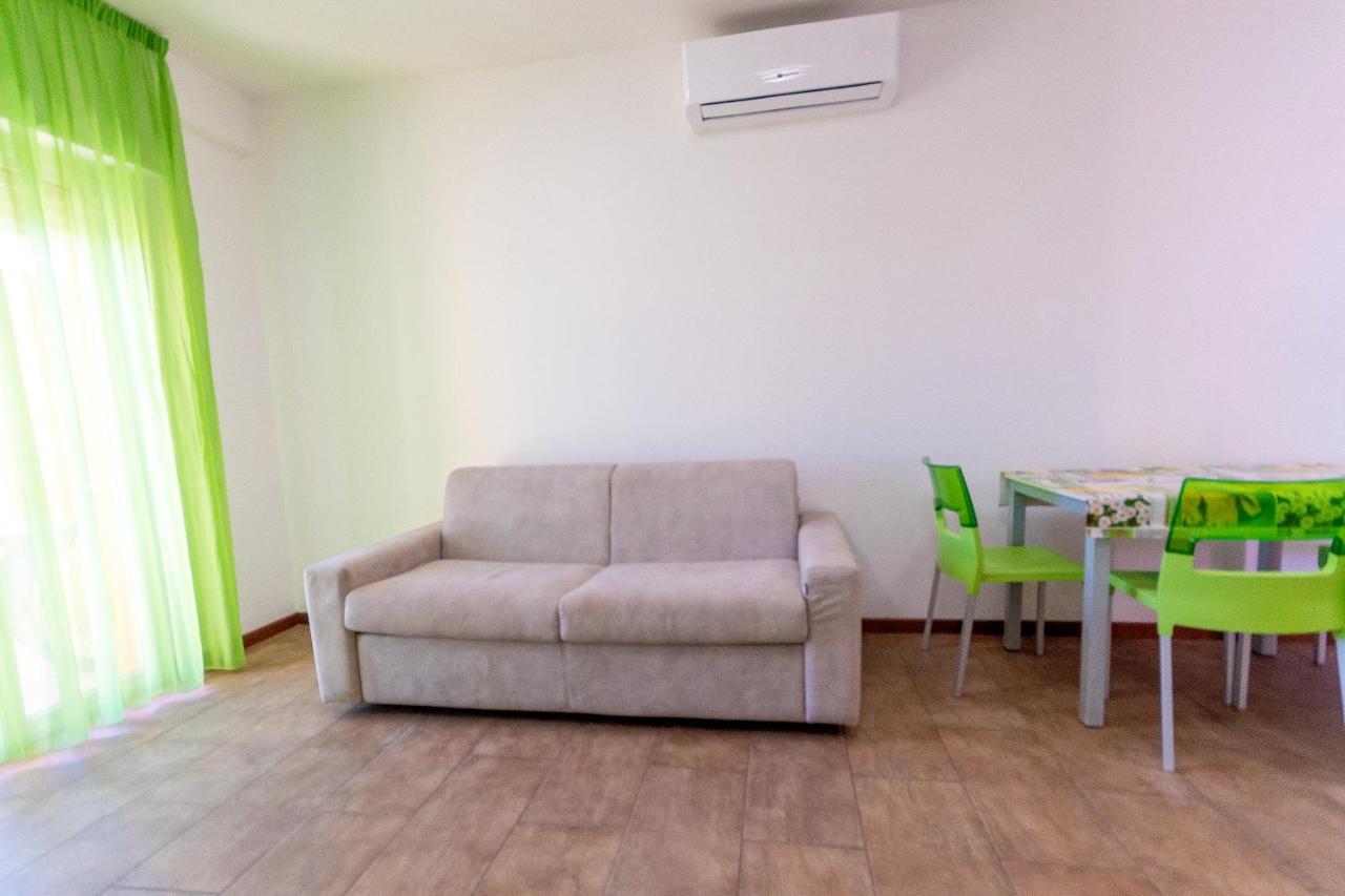 Residence Palazzo Sayonara Торторето Экстерьер фото