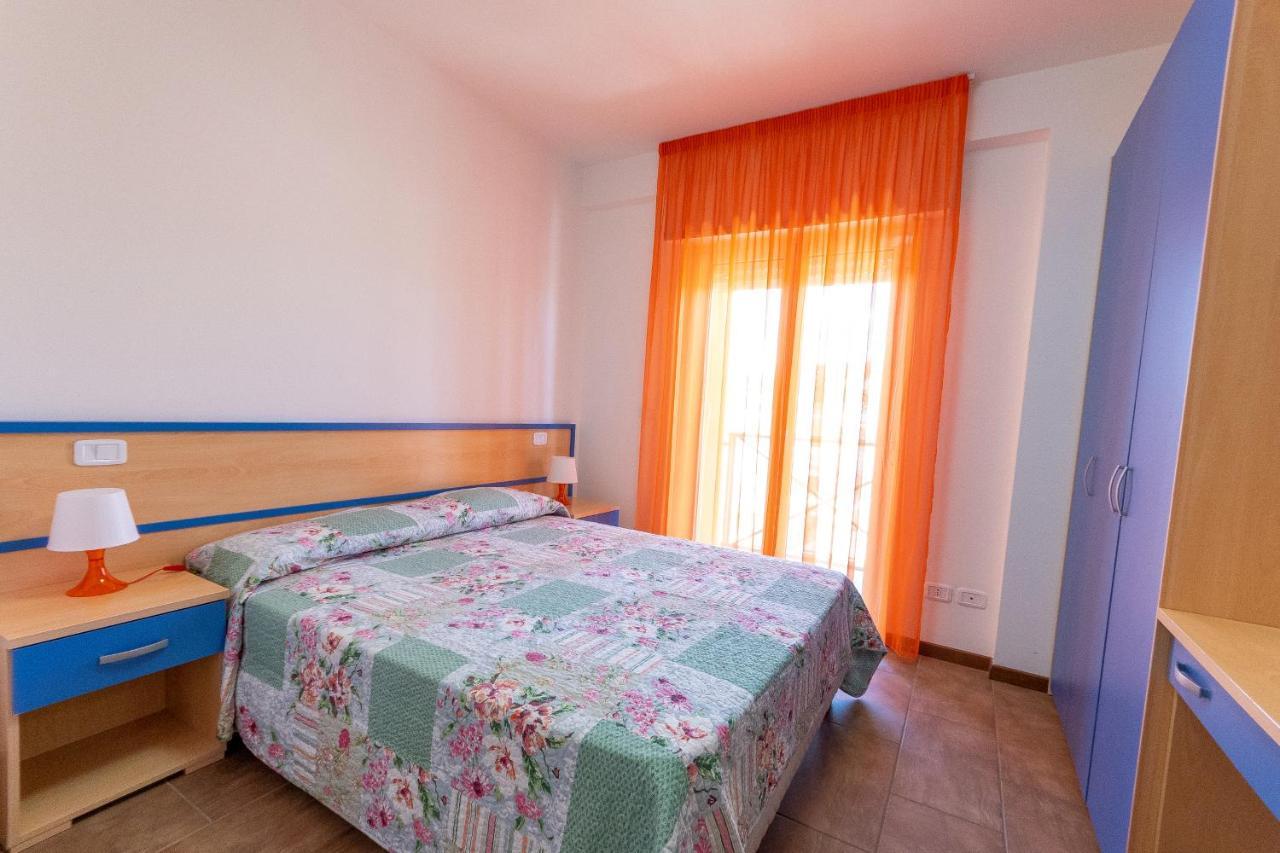 Residence Palazzo Sayonara Торторето Экстерьер фото